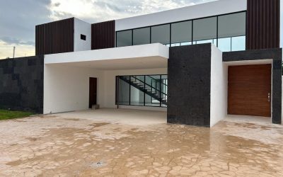 Casa en Jardines la Rejoyada con terreno grande